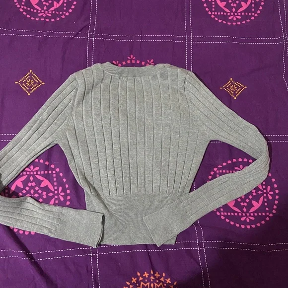 2000s Grey Fitted Button Up Cardigan - Picture 3 of 5